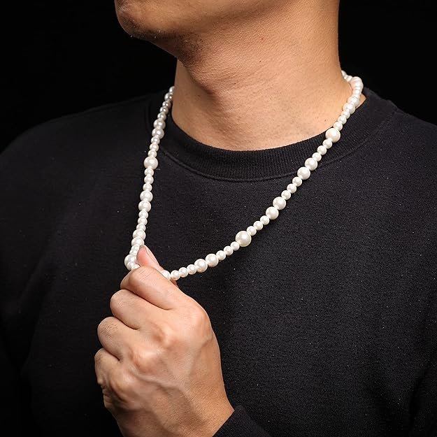 collar de perlas blancas para hombres